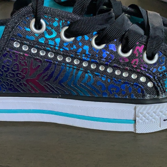 Girls Skechers Twinkle toes low top sneakers 💕 - Picture 11 of 11